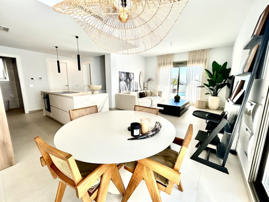 Villa in San Miguel de Salinas - Image 3