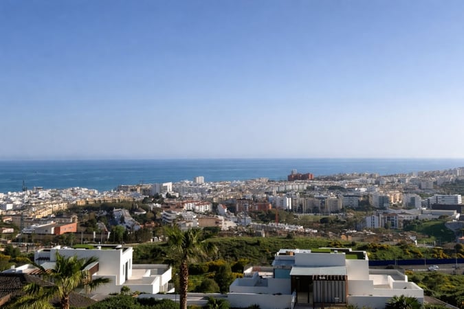 Apartment in Estepona - view 1