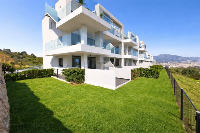 Apartment in Mijas Costa - view 1