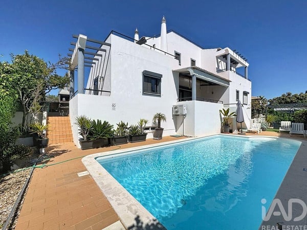 House in Armacao de Pera - view 1