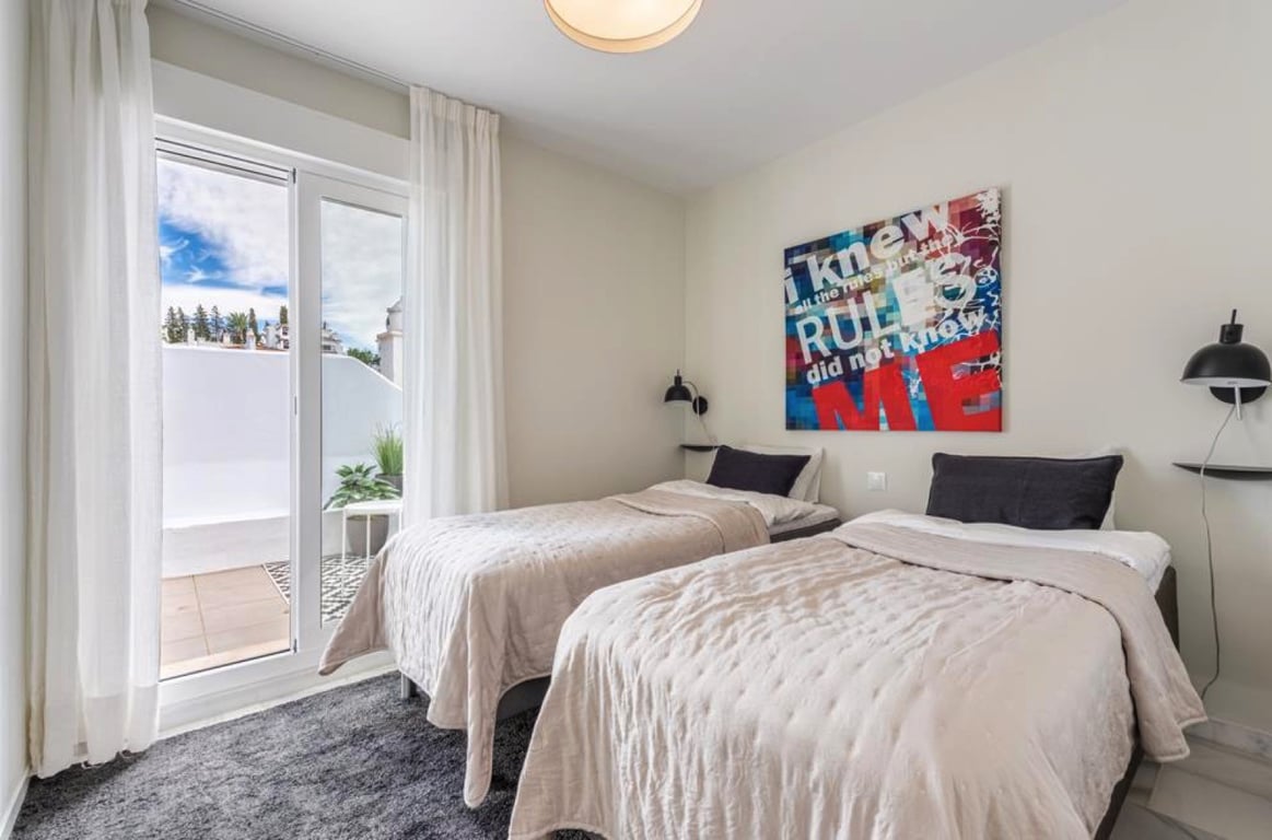 House in Nueva Andalucia - Image 2