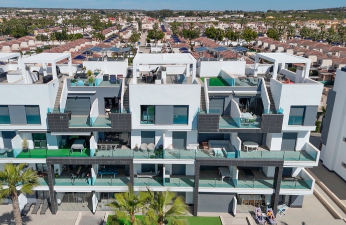 Apartment in Urbanizacion El Raso - view 1