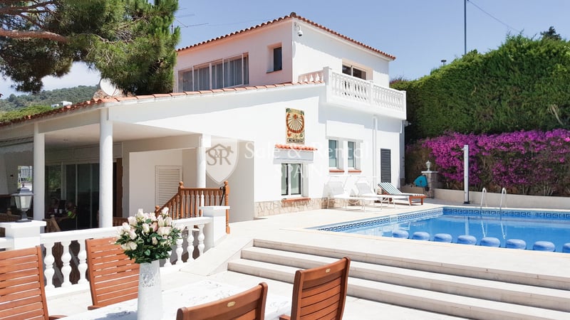 House in Lloret de Mar - view 1