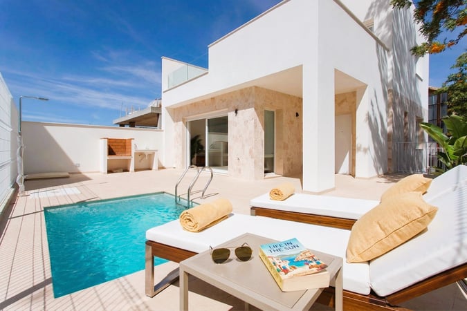 Villa in Hondon de las Nieves - view 1