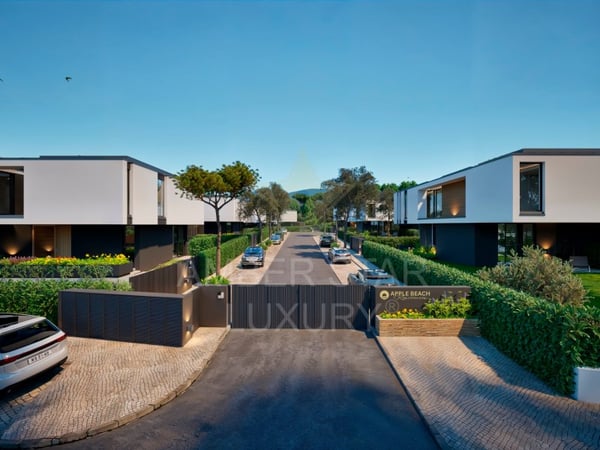 House in Praia das Macas - view 1