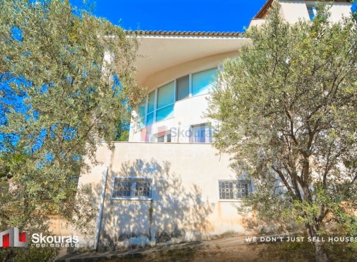 House in Lefkakia - Image 3