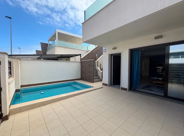 House in San Pedro del Pinatar - view 1