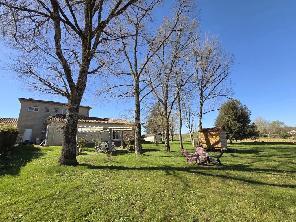 House in Fosses-et-Baleyssac - Image 3