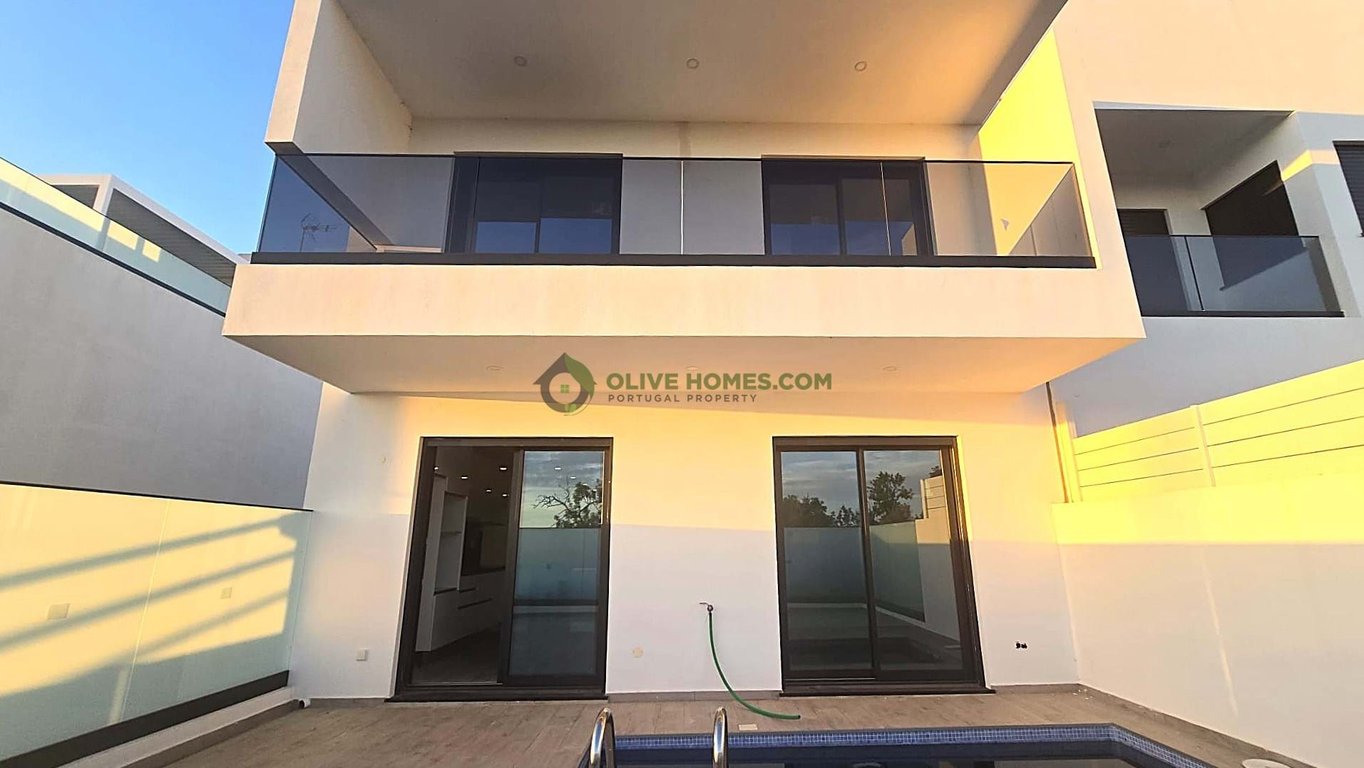 Villa in Tavira - Image 2