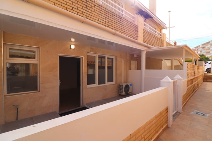 Apartment in Torrevieja - view 1
