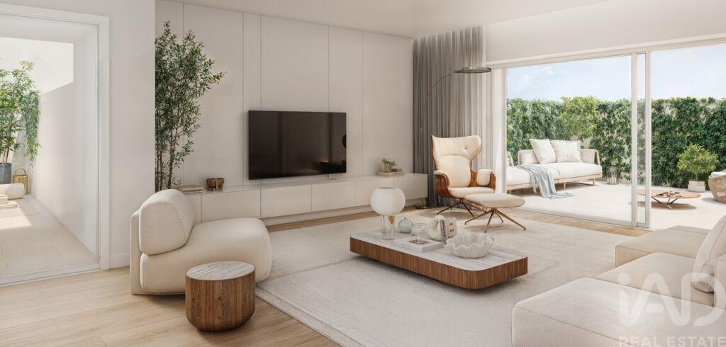 Apartment in Matosinhos - Image 3