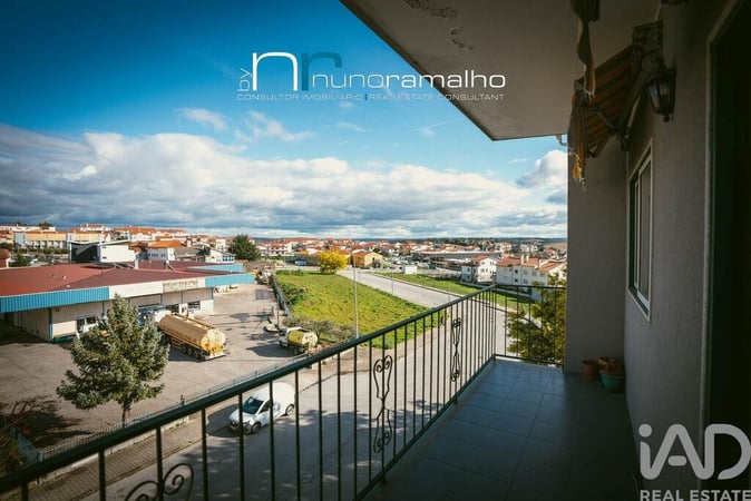 Apartment in Pinhel - view 1