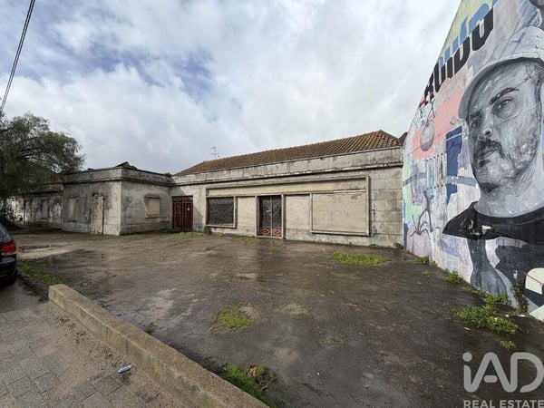 House in Benfica do Ribatejo - view 1