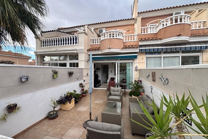 House in Dona Pepa - view 1