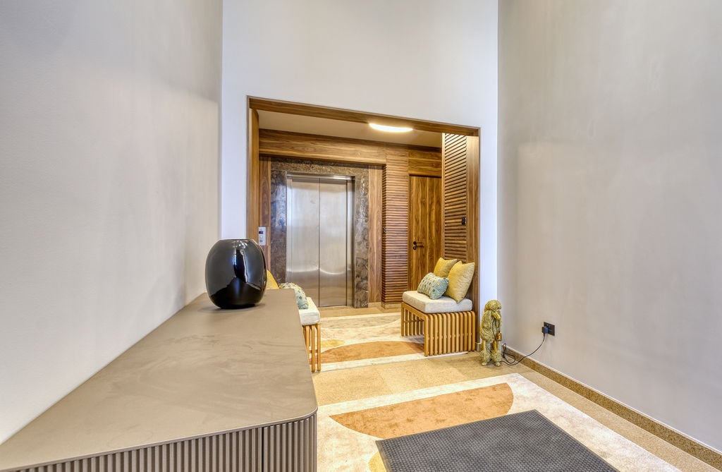 Apartment in Paralimni - Image 2