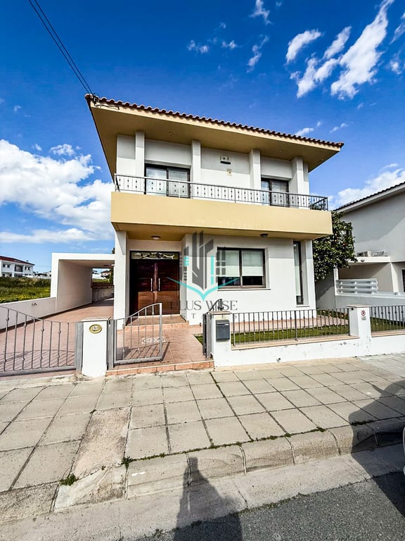 Villa in Apostolos Loukas