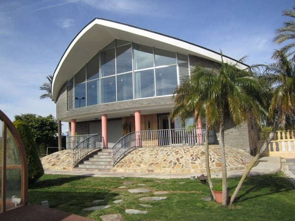 House in Los Montesinos - view 1