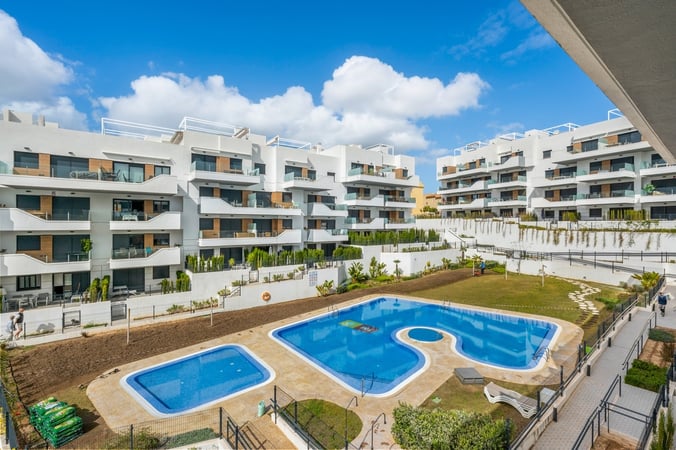 Apartment in Dehesa de Campoamor - view 1