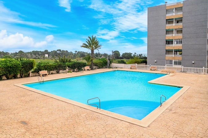 Apartment in Punta Prima - view 1