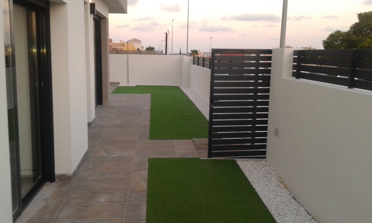 Villa in Los Montesinos - Image 3