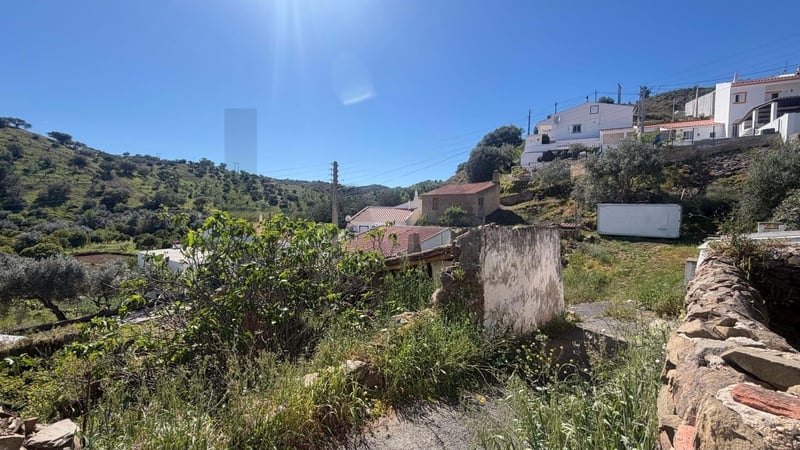 Villa in Alamo - view 1