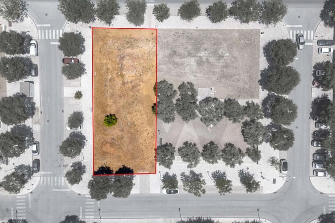 Land in Loule - view 1