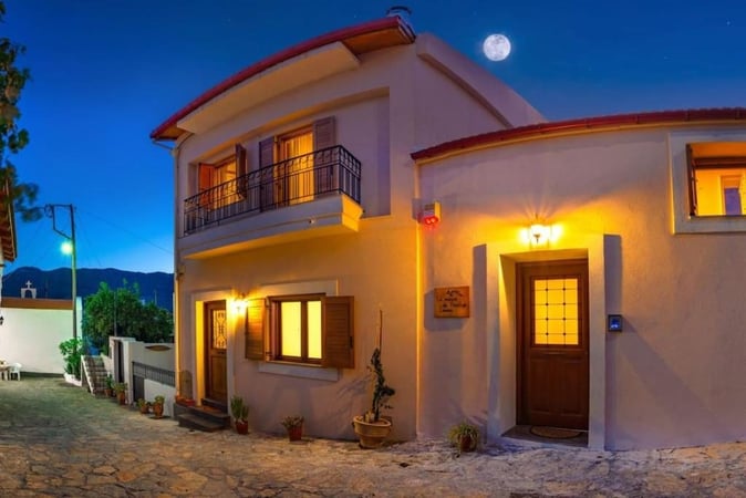 House in Limnes - view 1