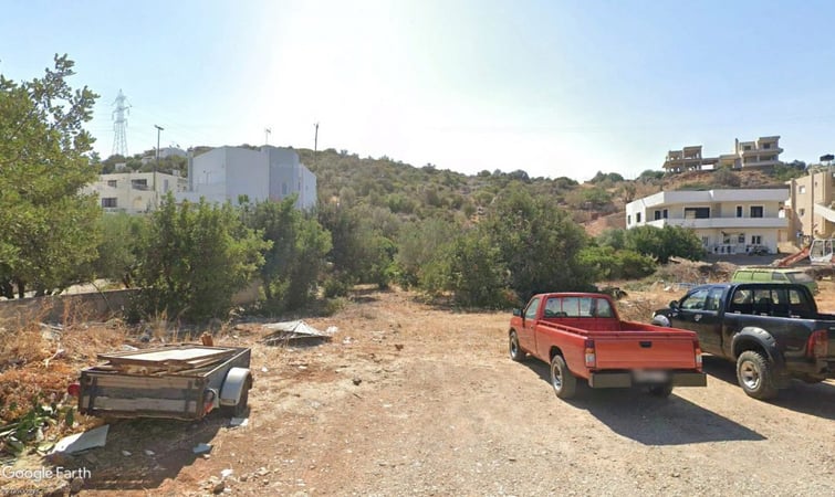 House in Agios Nikolaos - view 1