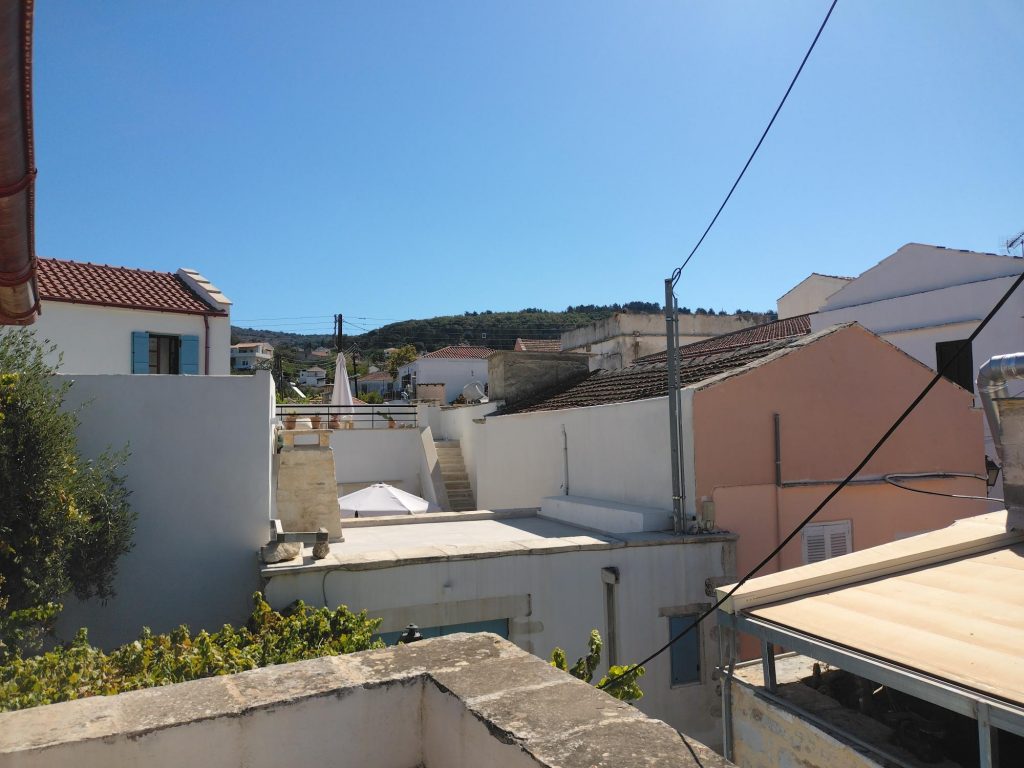 House in Gavalochori - Image 3