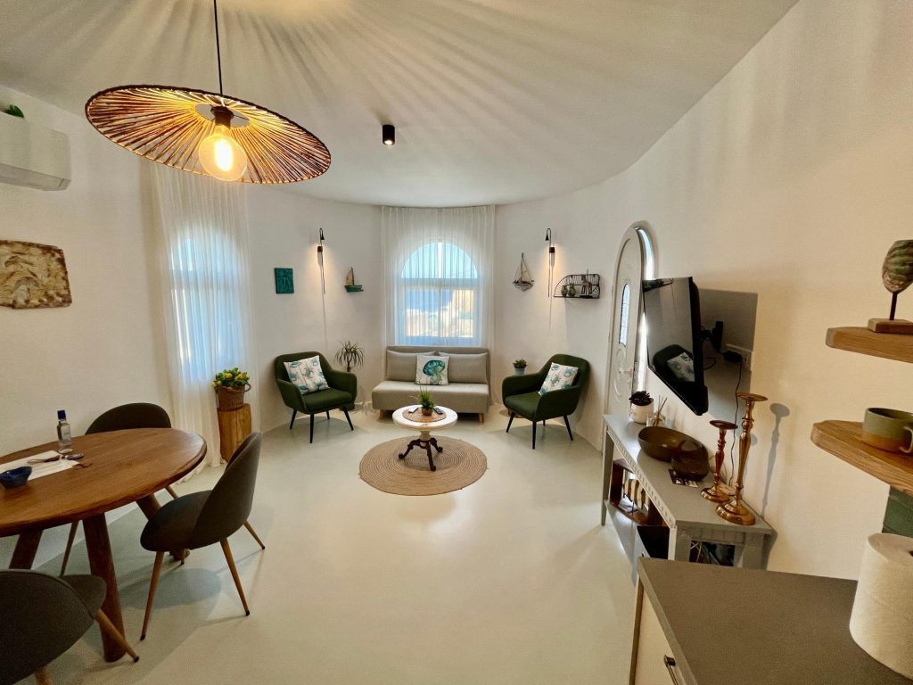 House in Agios Nikolaos - Image 3