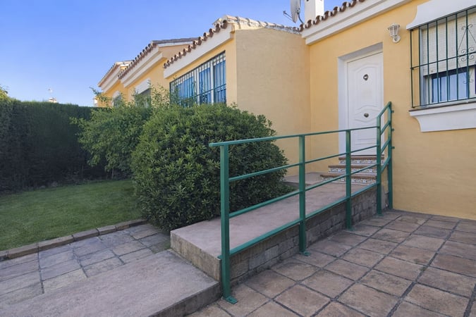 House in Coin - view 1