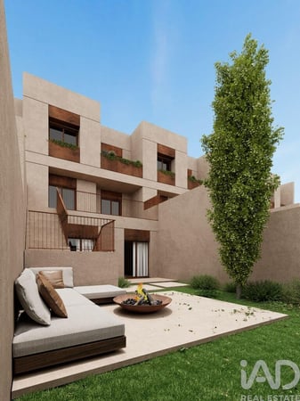 House in Castelo do Maia - view 1