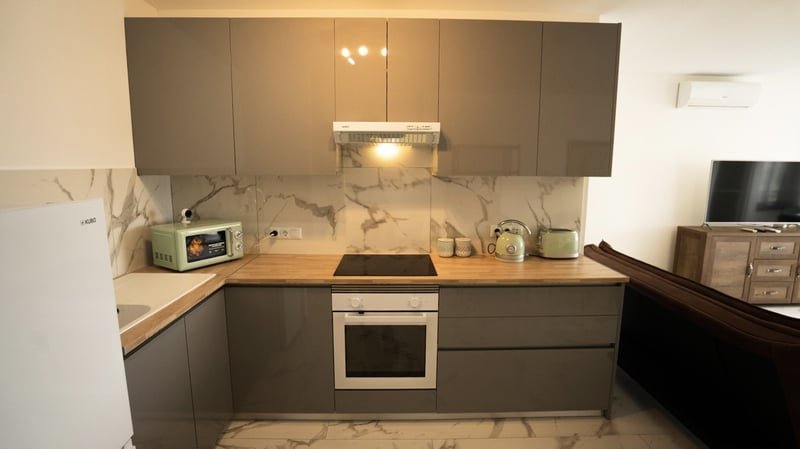 Apartment in Villamartin - view 1