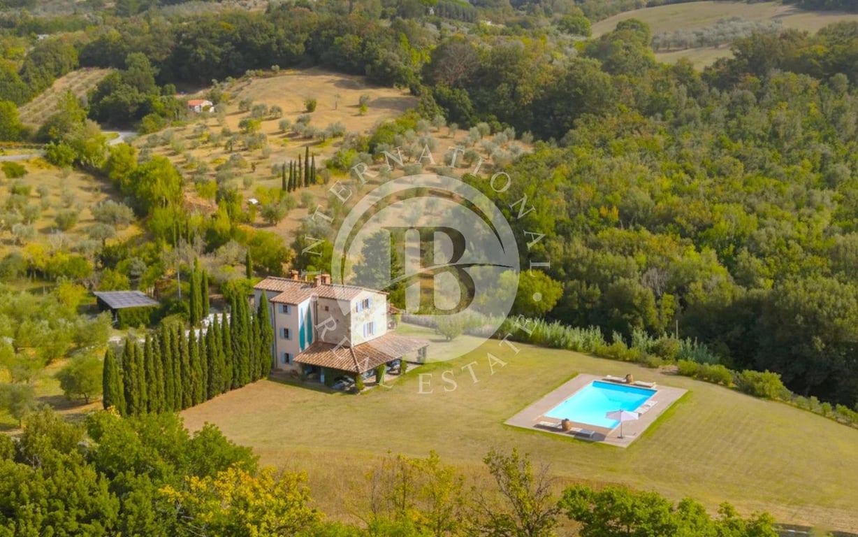 Villa in Castellina Marittima - Image 2