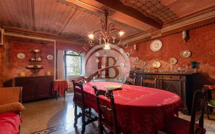 Villa in Sarzana - view 1