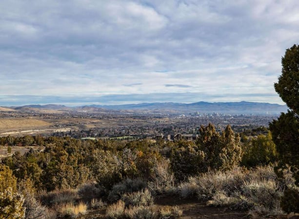 House in Mogul - view 1