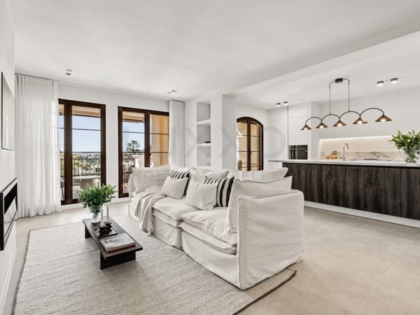 Apartment in Benahavis - view 1