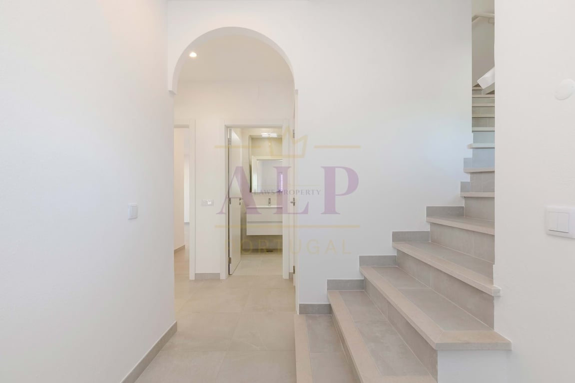 Villa in Budens - Image 3