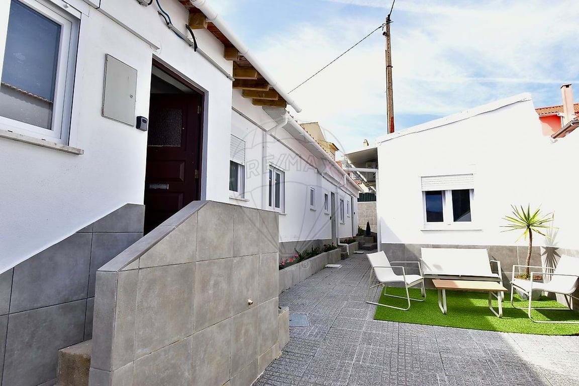 Villa in Alcoitao - Image 2