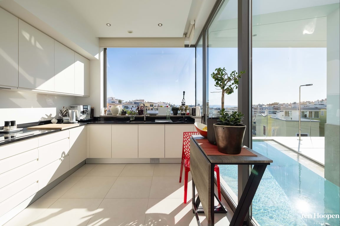 Villa in Sao Joao - Image 3