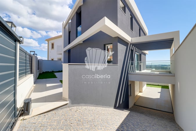 House in Portimao - view 1