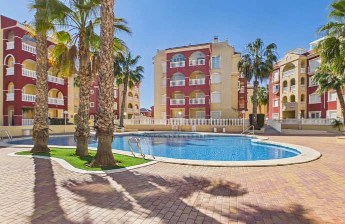 Apartment in Los Alcazares - view 1