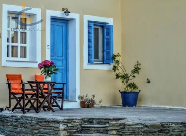 Apartment in Andros - view 1