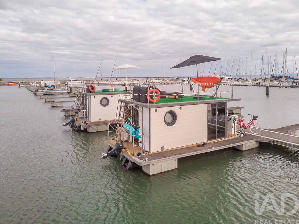 Apartment in Olivais - Image 3