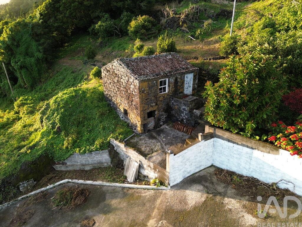 Land in Ribeiras - Image 2