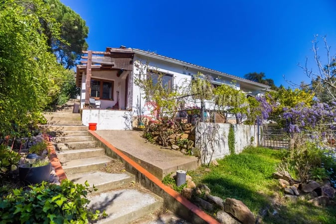 Apartment in Romanya de la Selva - view 1