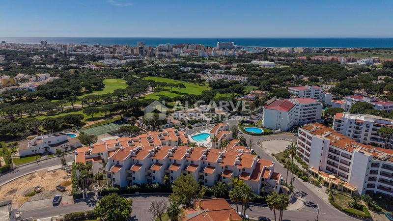 Apartment in Vilamoura - view 1