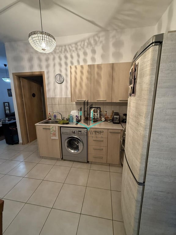 Apartment in Oroklini - Image 2