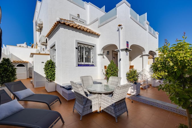 House in Urbanizacion los Balcones - view 1