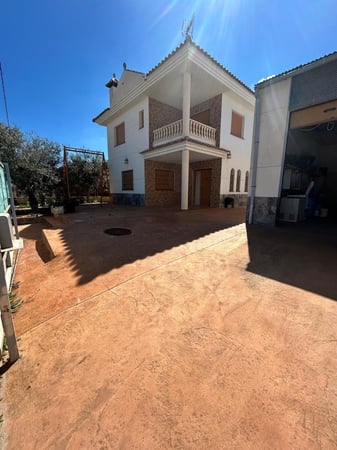 Villa in Los Alcazares - view 1